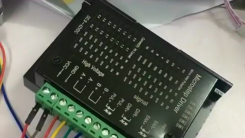 青年創(chuàng)業(yè)者研發(fā)國產(chǎn)電腦CPU 為計(jì)算機(jī)發(fā)展注入新動(dòng)力